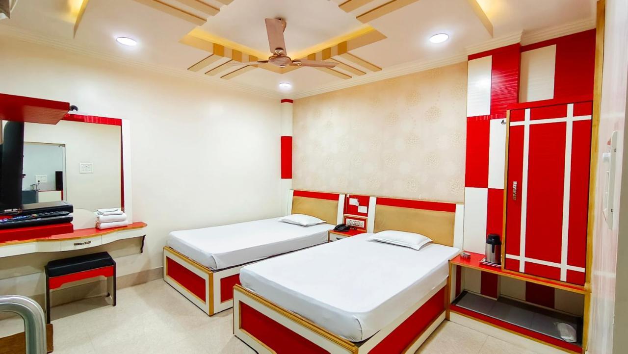 Hotel Samrat Baharampur Kültér fotó