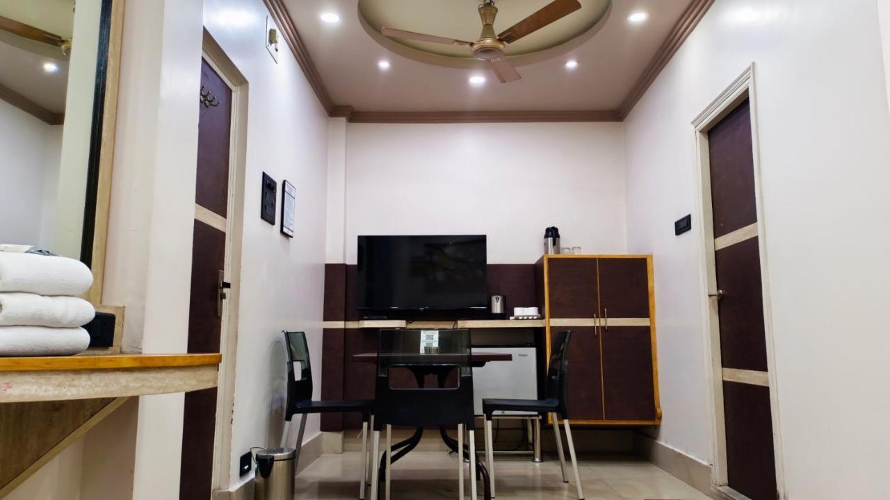 Hotel Samrat Baharampur Kültér fotó