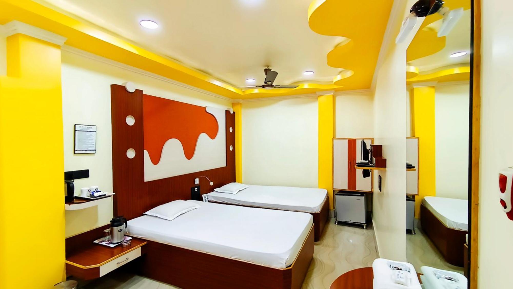 Hotel Samrat Baharampur Kültér fotó