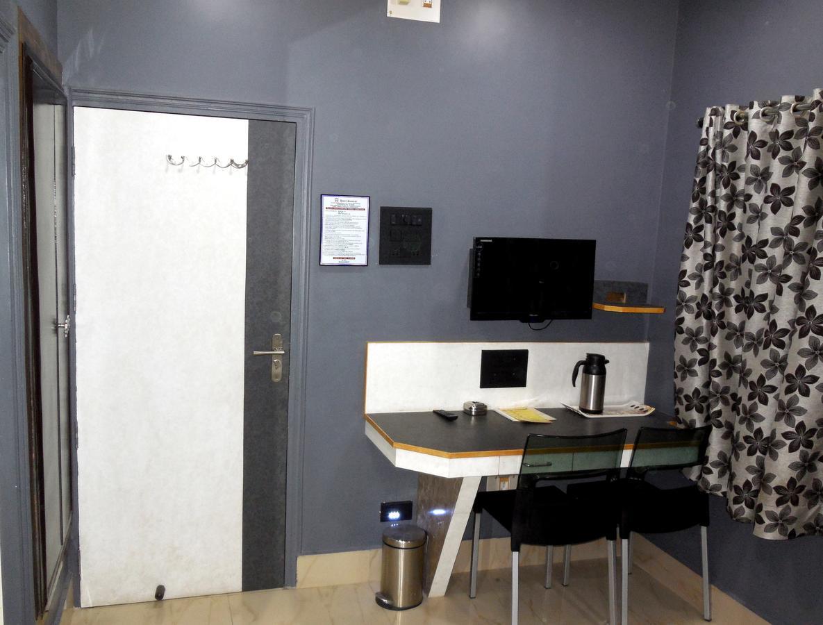 Hotel Samrat Baharampur Kültér fotó